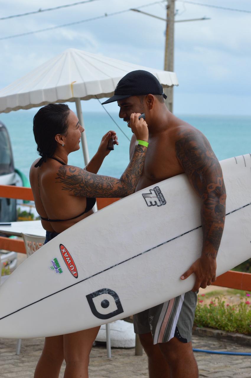 Recordação de surf trip da T4 em clima de viagem